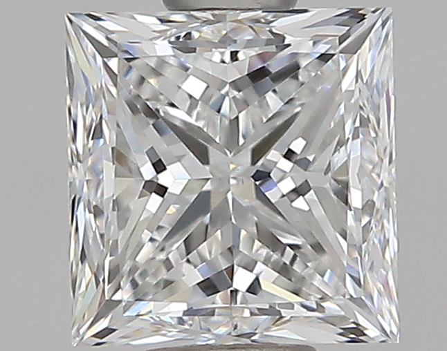 0.90 ct Princess Cut Diamond : F / SI1