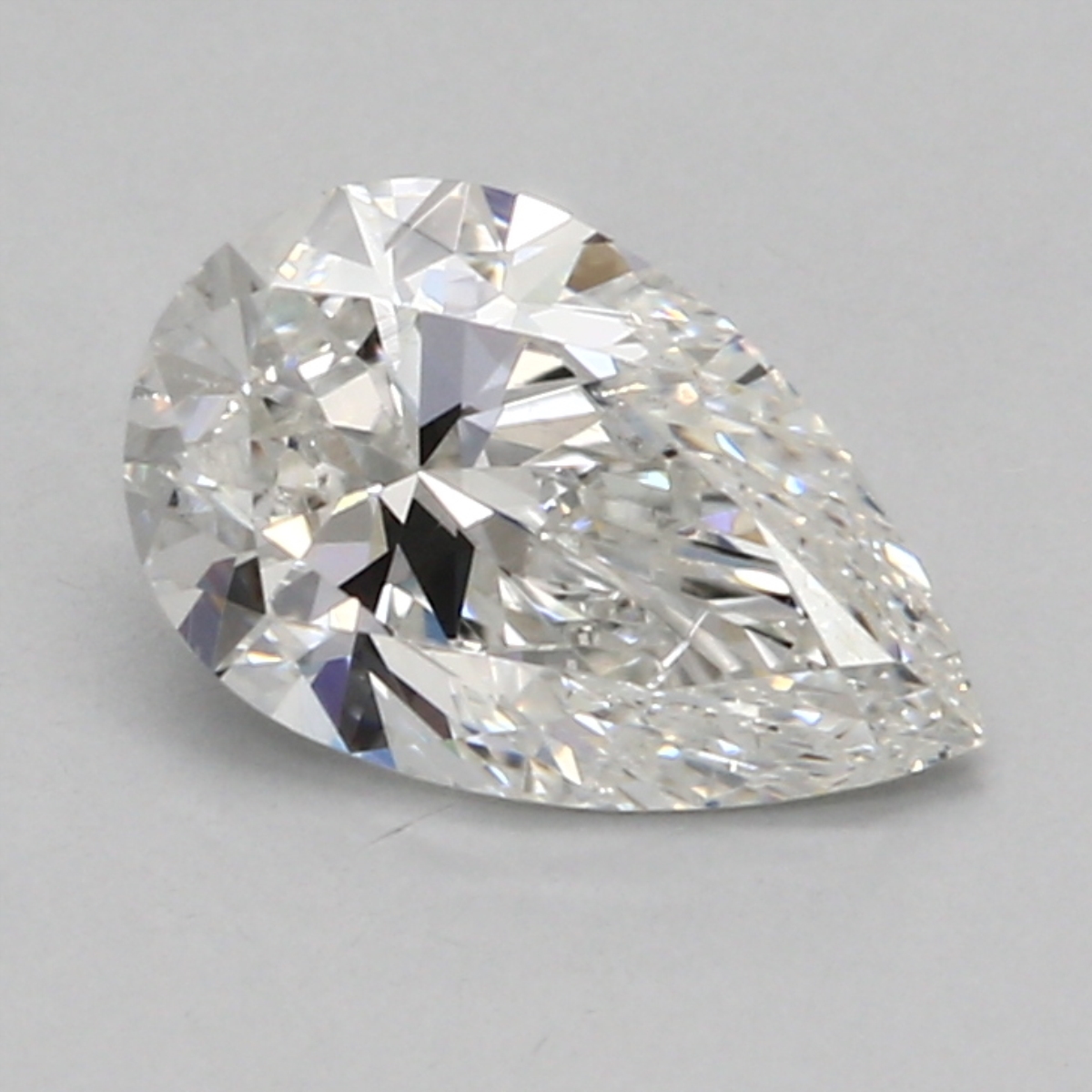 0.50 ct Pear Shape Diamond : F / SI2