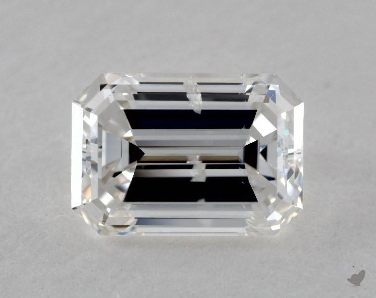 1.01 ct Emerald Cut Diamond : F / SI2