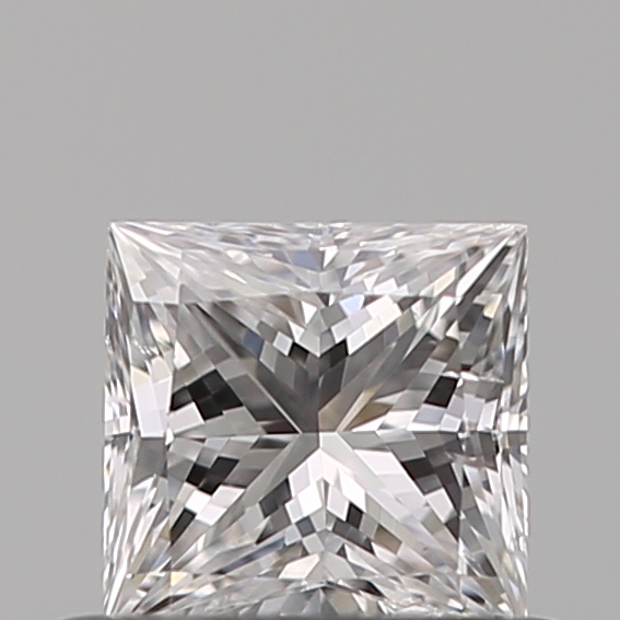 0.50 ct Princess Cut Diamond : D / SI2